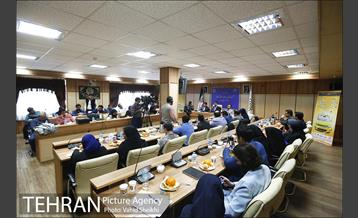 نشست خبری مدیر عامل سازمان تاکسیرانی 16