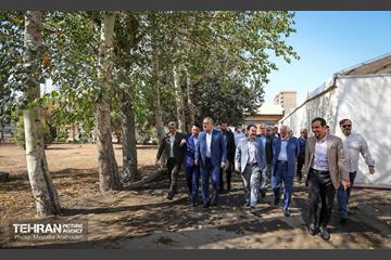 آیین آغاز ساخت بیش از 10000 واحد مسکونی قرارگاه جهادی مسکن 1