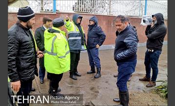 بازدید مدیران شهری از لایروبی و رسوب زدایی شبکه جمع آوری آبهای سطحی 19