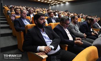 آیین تجلیل از برگزیدگان فصل تابستان مناطق ۲۲ گانه 33