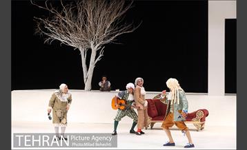 نمایش خسیس‎ 14