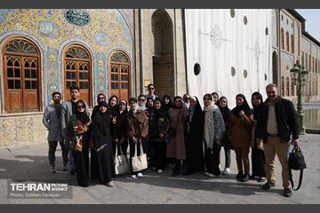 تور تهرانگردی دانشجویان خارجی 39