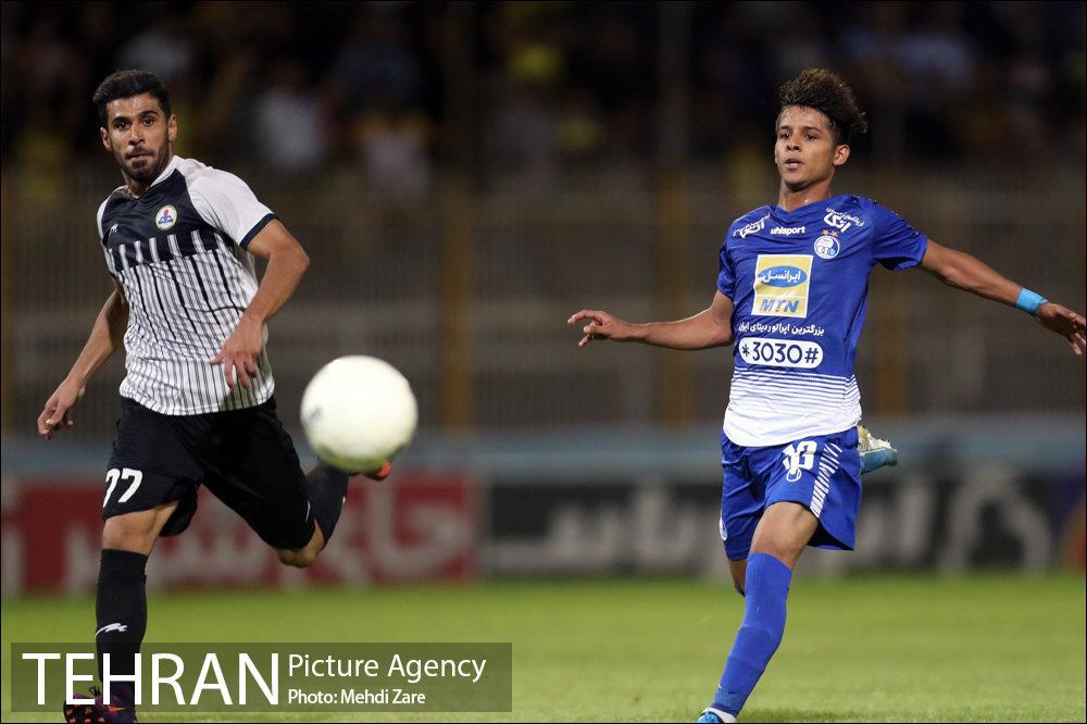 دیدار تیم های استقلال تهران و نفت مسجد سلیمان 26