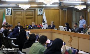 نشست خبری رئیس شورای اسلامی شهر تهران  11