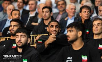 مراسم تجلیل از کشتی‌گیران قهرمان جهان (جشنی برای ایران) 94