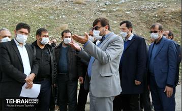 بازدید شهرداران منطقه 2 و 5 از دره فرحزاد