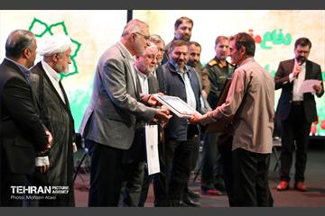 دیدار شهردار تهران با پیشکسوتان عرصه ایثار و شهادت منطقه 17 7