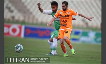 دیدار تیم های فوتبال سایپا و ماشین سازی تبریز