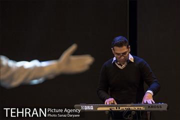 کنسرت آنلاین علی زند وکیلی 6