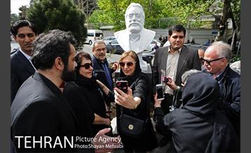 نامگذاری خیابان و رونمایی از سردیس جمشید مشایخی با حضور شهردار تهران 19