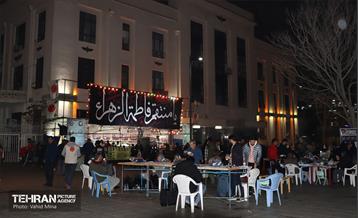 چایخانه‌ حضرت زهرا (س) در میدان راه‌آهن 11