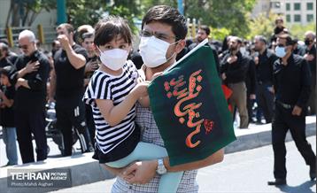 عزاداری ظهر عاشورا در میدان شهید طهرانی مقدم