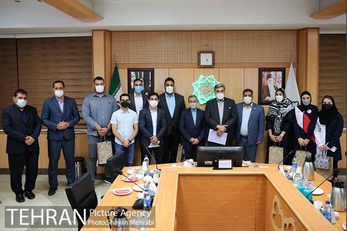 نشست صمیمانه شهردار تهران با جمعی از قهرمانان کاروان المپیک ایران 42