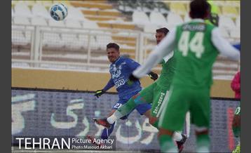 دیدار تیم‌ های فوتبال ماشین سازی تبریز واستقلال تهران