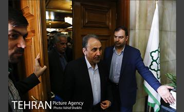 جلسه شورای شهر با حضور شهردار تهران 39