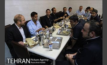 بازدید شهردار،مدیران شهری و اصحاب رسانه از محله هرندی 18