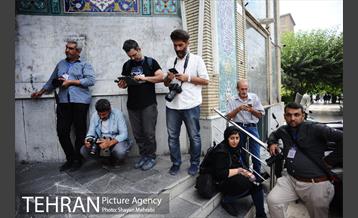 حضور شهردار تهران در حسینیه مکتب الصادق برای انتخابات شورایاری ها 9