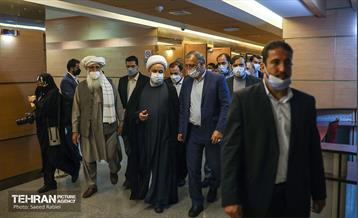 بازدید مهمانان سی و پنجمین کنفرانس بین‌المللی وحدت اسلامی از برج میلاد 1