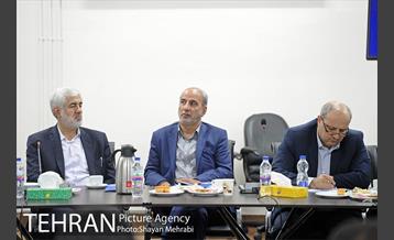 بیست و هشتمین جلسه شورای معاونان، مشاورین و شهرداران 52