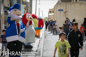 کارناوال عروسکی منطقه ۱۲