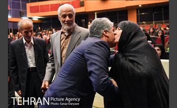 چهارمین چشن تولد «پدر مهربانی»    7