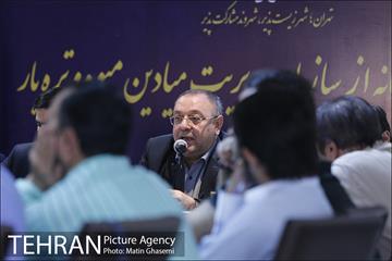 بازدید اصحاب رسانه از مراکز عرضه بهداشتی دام  43