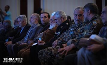 آیین تجلیل از ناشران آثار مادران و همسران شهید 23