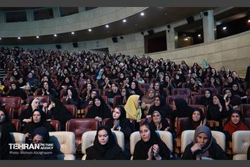 تجلیل از معلمان دانش‌آموزان با نیازهای ویژه شهر تهران 30
