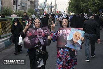 تشییع پیکر شهید اسماعیل هنیه در تهران - 3 14