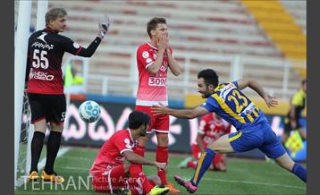 دیدار گسترش فولاد و پرسپولیس در لیگ برتر فوتبال 27