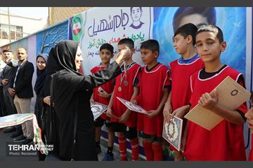برگزاری فینال مسابقات جام «سهیل» به یاد شهدای دانش‌آموز در منطقه 4 13