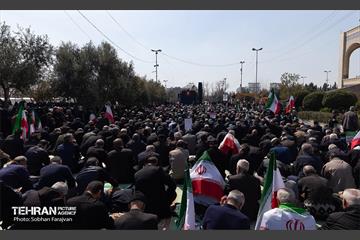 اقامه نماز جمعه در مصلی امام خمینی(ره) در تهران 33