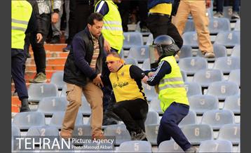 دیدار تیم های سپاهان اصفهان و پرسپولیس تهران 5