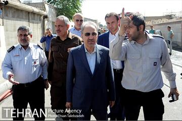 آتش سوزی انبار کالا در خیابان فداییان اسلام 18