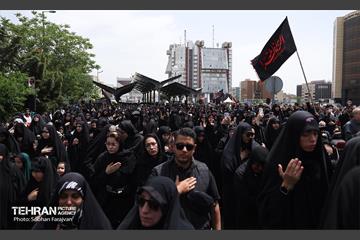 اجتماع صادقیون در فلکه دوم صادقیه 12
