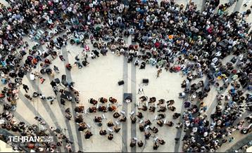 اجرای ارکستر سمفونیک تهران در میدان آزادی 4