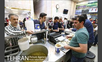 بازار آش و حلیم در ماه مبارک رمضان  11