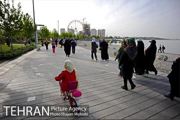 ششمین همایش پیاده روی خانوادگی بازنشستگان شهرداری تهران با حضور شهردار تهران 28