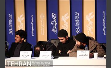 نشست خبری فیلم مردن در آب مطهر 12