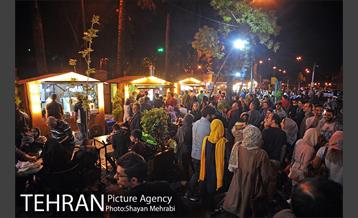 سرپرست شهرداری تهران و رئیس مرکز ارتباطات و امور بین الملل شهرداری تهران در بازدید از فعالیت‌های شبانه شهرداری و زندگی شبانه مردم تهران 10