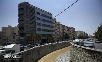 مسیل رودخانه مترو صادقیه