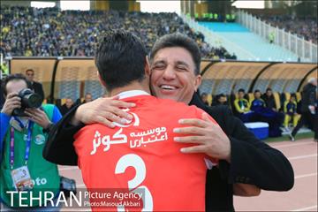 دیدار تیم‌های فوتبال پرسپولیس - سپاهان 4
