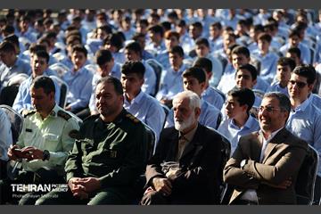 آیین آغاز سال تحصیلی جدید در دبیرستان ماندگار شهید مدرس 29