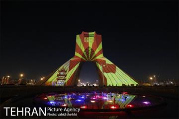 اکران تصاویری بر برج آزادی تهران برای همدردی با ملت چین 8