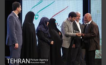 مراسم تجلیل از کارگران نمونه شهرداری تهران 22