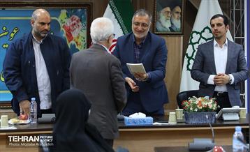 دیدار شهردار تهران با نخبگان منطقه 13