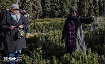 تور تهرانگردی ویـژه خانواده دیپلماتیک در منطقه 22