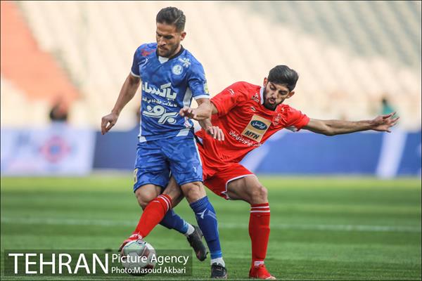 دیدار تیم‌های فوتبال پرسپولیس - استقلال خوزستان 4