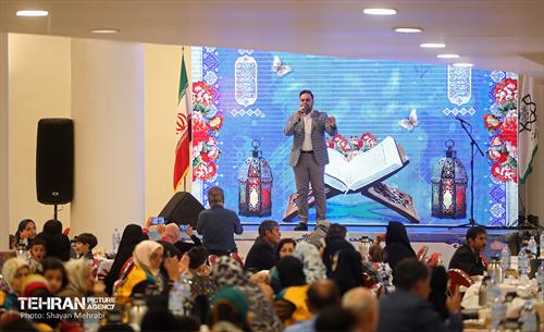 مراسم افطاری کارگران خدمات شهری منطقه ۱۱ 11