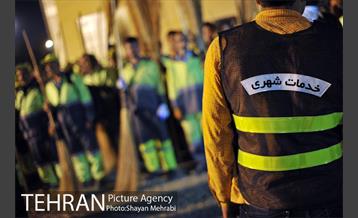 شروع بکار نیروهای خدمات شهری بعد از پایان مراسم ارتحال امام خمینی (ره) 10